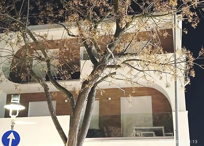 Residenza Delle Nazioni מלון דירות 3*