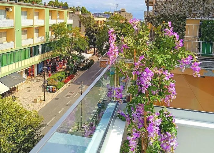 Residenza Delle Nazioni 3*